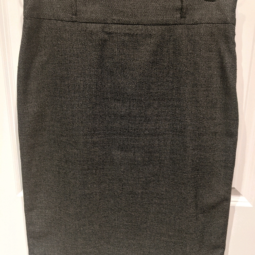 Anne Klein Stretch Grey Skirt